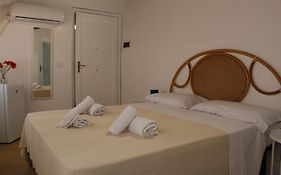 Terrasini 2000 Home Holidays