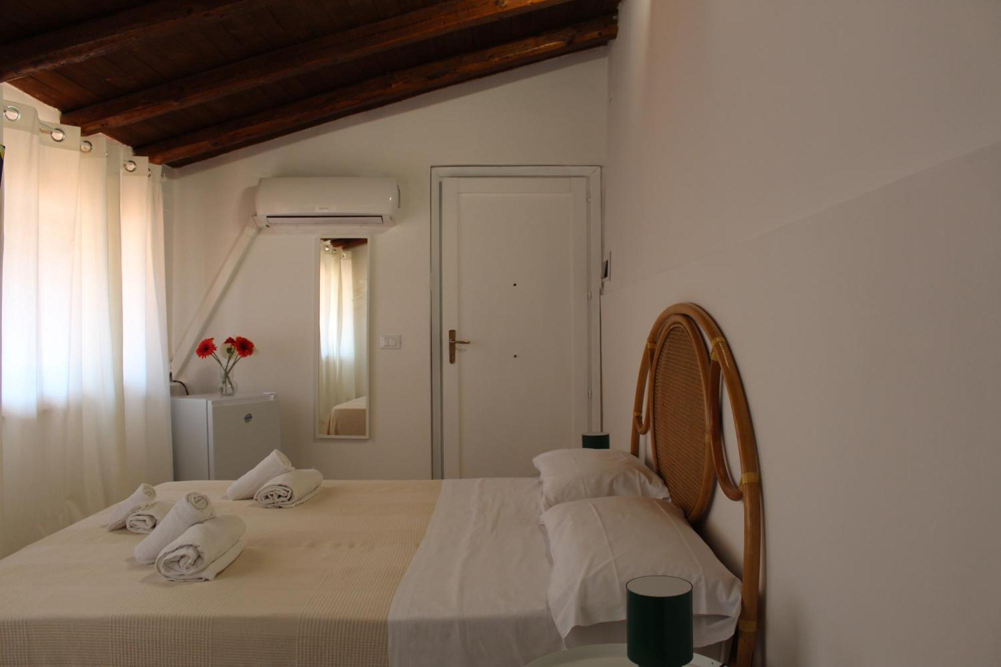 Terrasini 2000 Home Holidays Extérieur photo