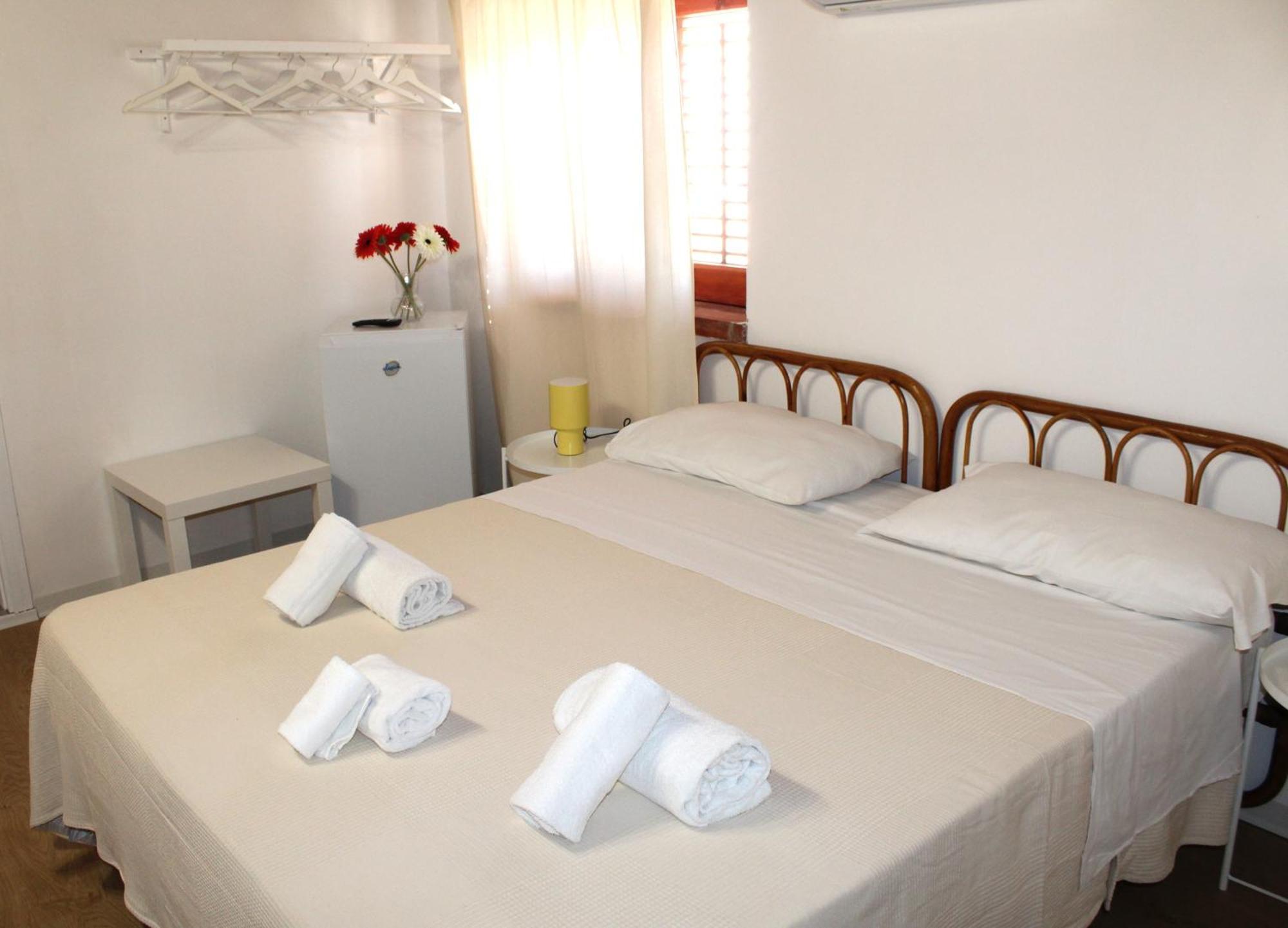 Terrasini 2000 Home Holidays Extérieur photo