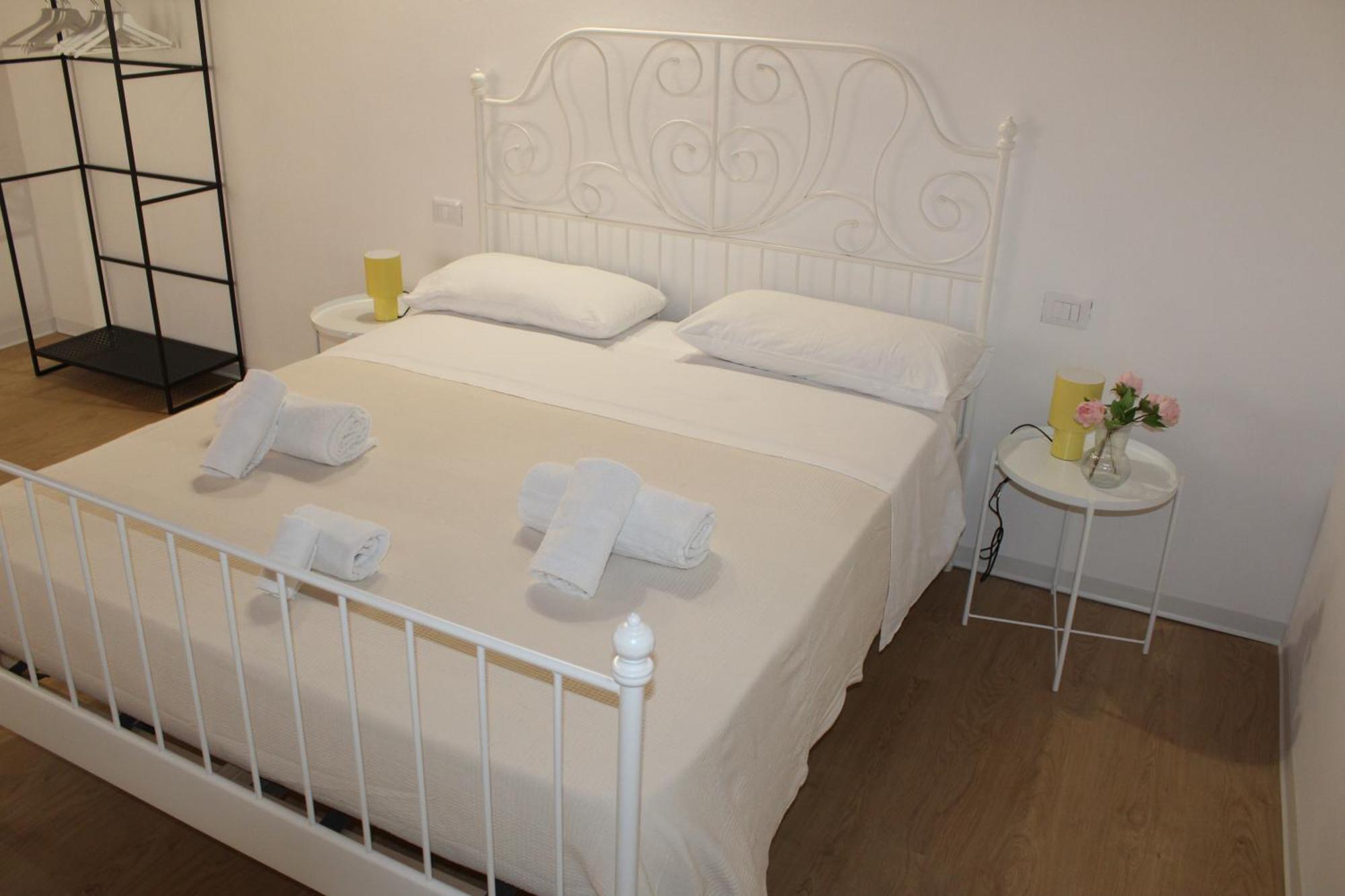 Terrasini 2000 Home Holidays Extérieur photo