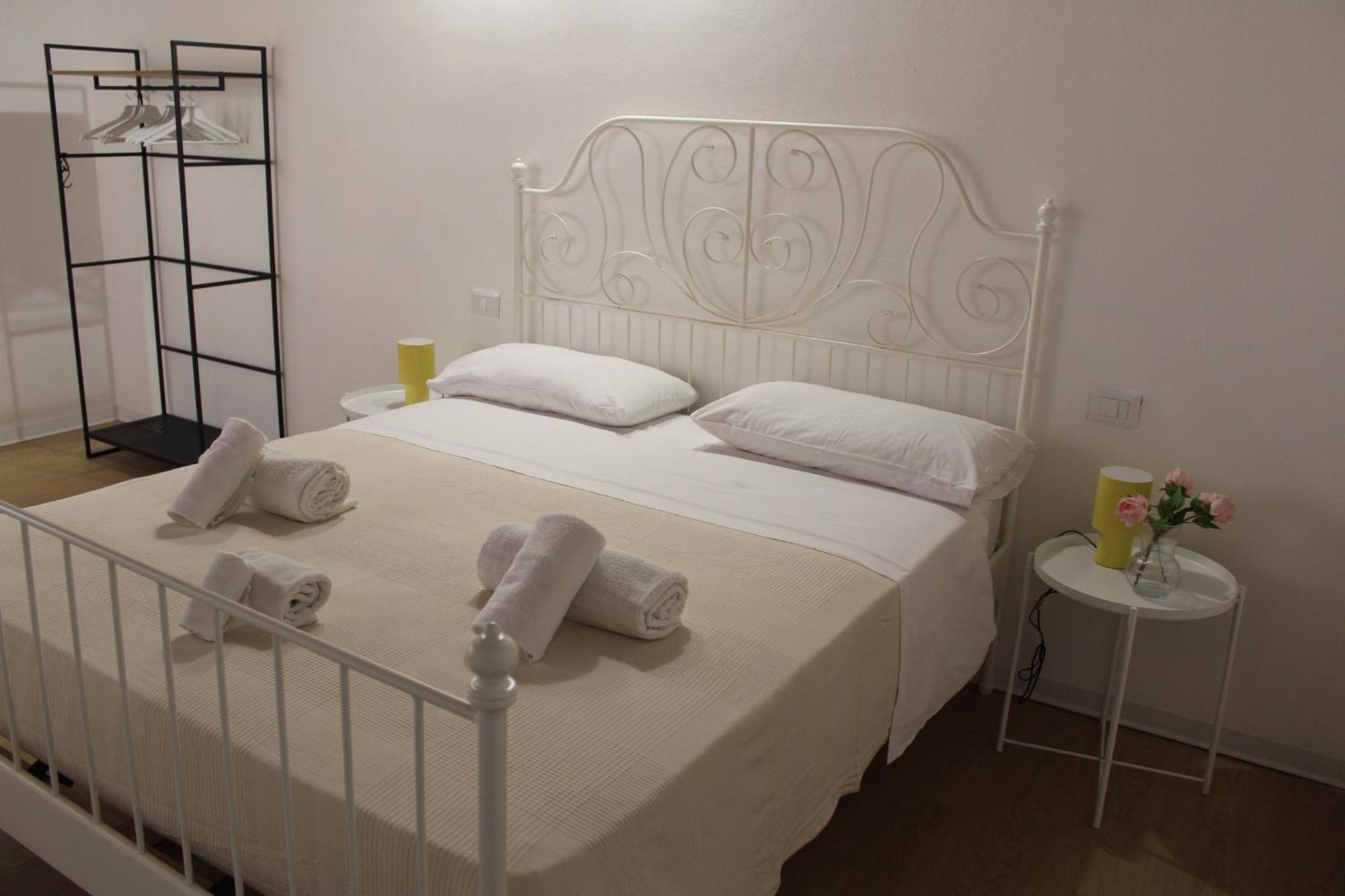 Terrasini 2000 Home Holidays Extérieur photo